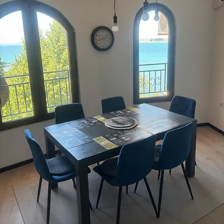 Marina Cape Sky View Lux In شقة *