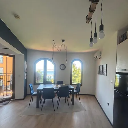 Marina Cape Sky View Lux In