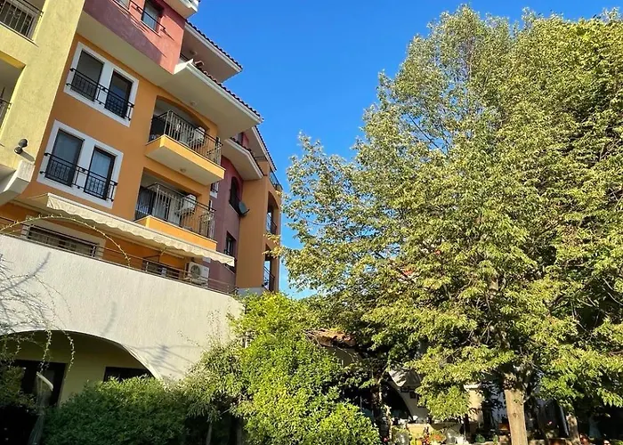 Marina Cape Sky View Lux In Апартамент