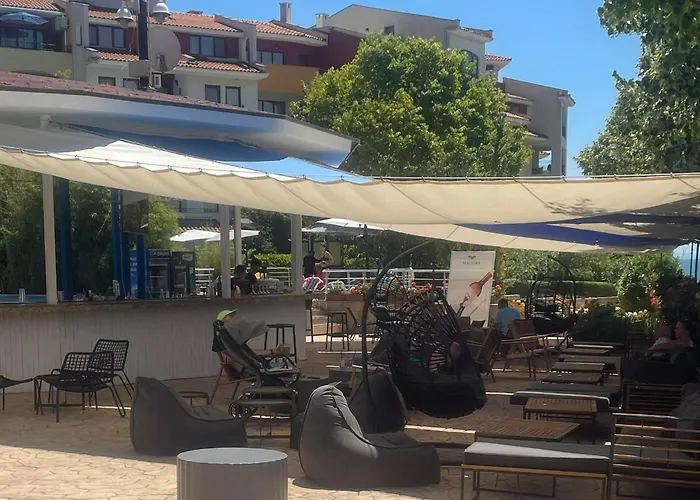 Marina Cape Sky View Lux In * Ахелой