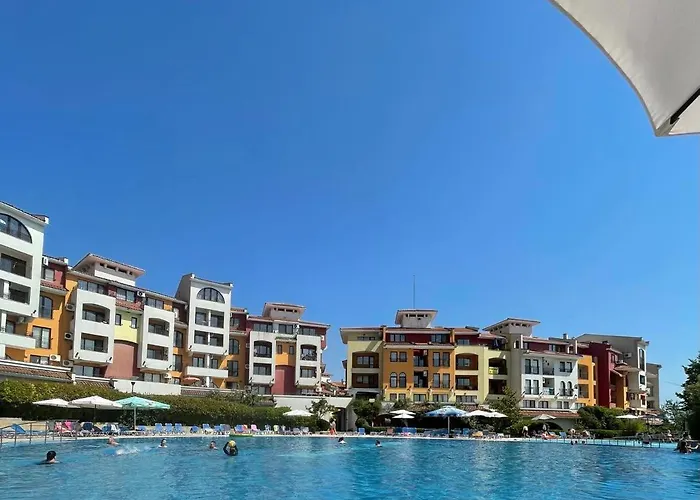 Апартамент Marina Cape Sky View Lux In Ахелой