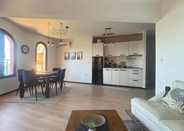 Marina Cape Sky View Lux In