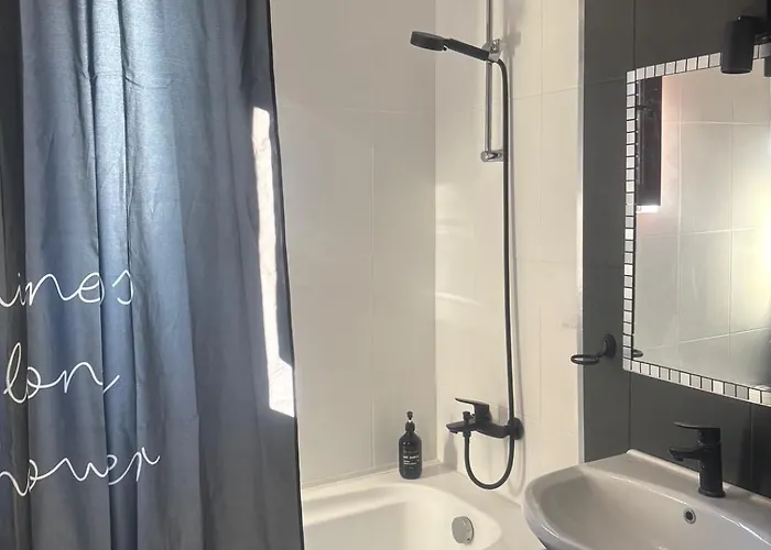 Апартамент Marina Cape Sky View Lux In Ахелой